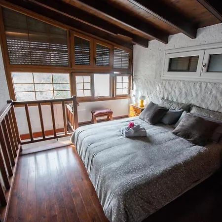 Bunnyfoot: Of 135 Sqm In Leros. Prázdninový dům Panteli