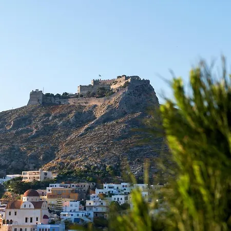 Bunnyfoot: Of 135 Sqm In Leros. Prázdninový dům Panteli