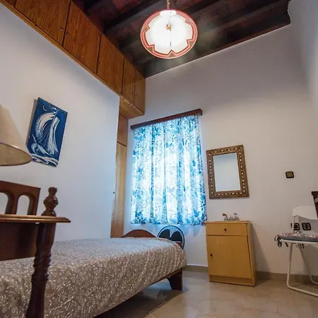 Feriehus Bunnyfoot: Of 135 Sqm In Leros. *