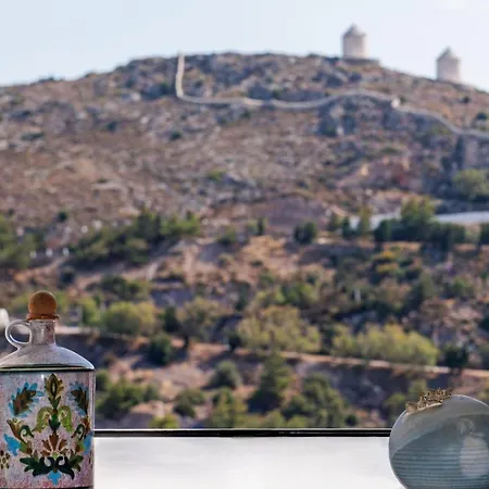 Bunnyfoot: Of 135 Sqm In Leros.